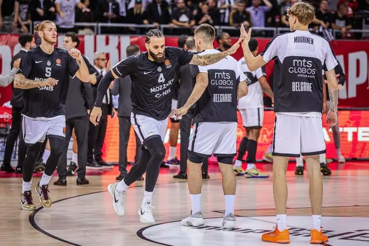 Έτσι θα επιστρέψουν Οσετκόβσκι, Μίλτον και Ουάσινγκτον από το Ντουμπάι στο Βελιγράδι