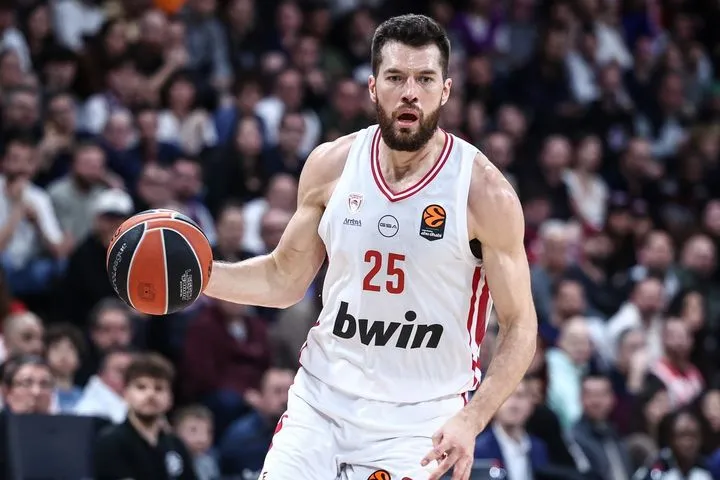 Η βαθμολογία της EuroLeague μετά από το Παρί – Ολυμπιακός: Έπιασαν τις 20 νίκες οι Πειραιώτες