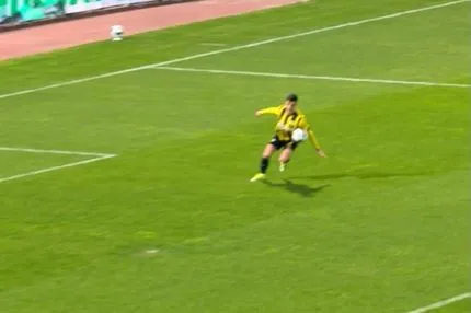 Ο Βόλος κέρδισε πέναλτι με παρέμβαση VAR για χέρι του Πήλιου και ο Φουρτάδο έκανε το 2-1