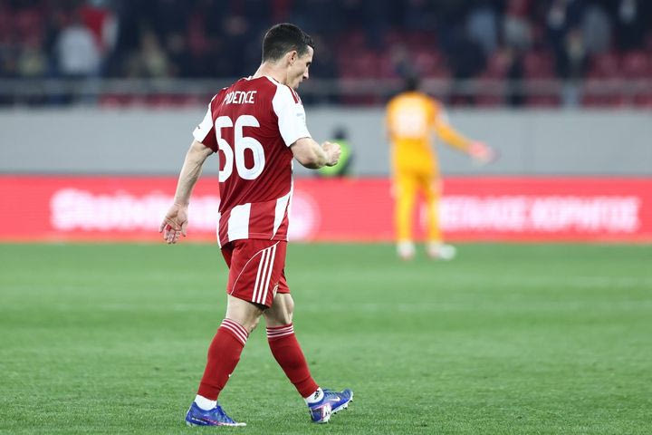 Ολυμπιακός: Γιατί οι ποδοσφαιριστές των ερυθρόλευκων δεν πήγαν στο πέταλο μετά το παιχνίδι με την ΑΕΛ Novibet