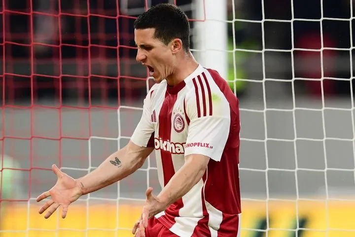 Είναι ο μόνος τρόπος: Ο Ολυμπιακός να μετατρέψει την απογοήτευση σε πείσμα την πιο κρίσιμη στιγμή