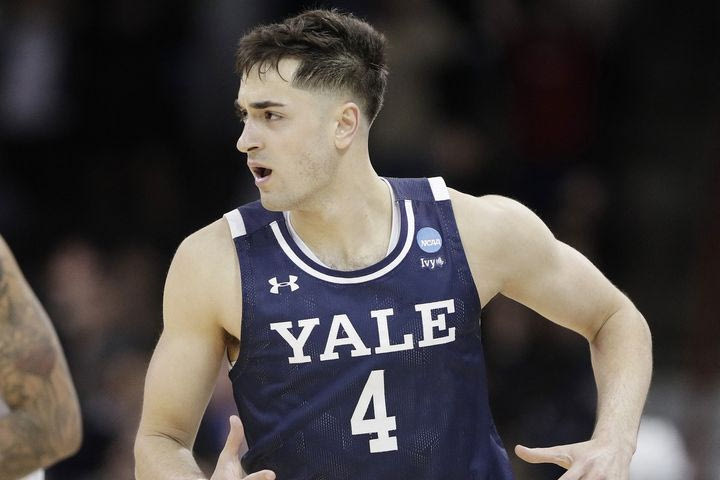 Τζον Πουλακίδας, ποιος είναι ο Ελληνοαμερικανός γκαρντ, που έκανε ντεμπούτο στο NBA