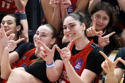 Οι πανηγυρισμοί του Πρωτέα Βούλας μετά τη νίκη επί του Παναθηναϊκού και την πρόκριση στον τελικό του Allwyn Final 4 Γυναικών