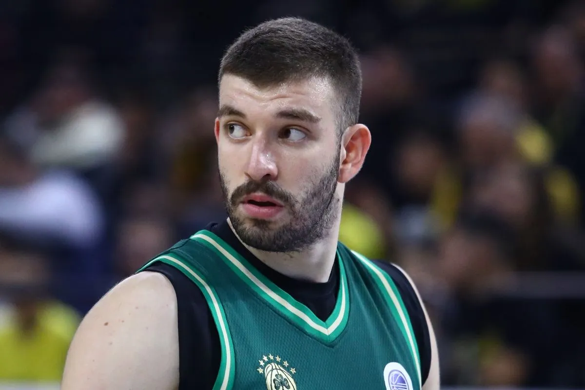 Ο Νίκος Ρογκαβόπουλος