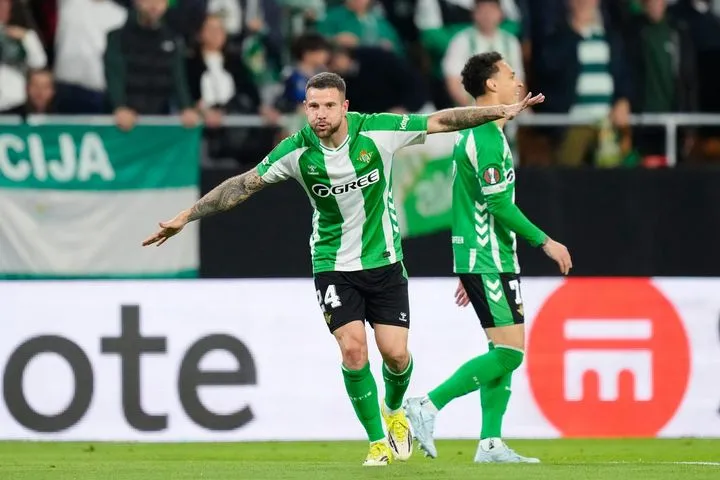 Μπέτις – Παναθηναϊκός 1-0: Οι Ισπανοί άνοιξαν το σκορ με πλασέ του Ρουιμπάλ, μετά από μακρινό σουτ του Κούτσο στο οριζόντιο δοκάρι