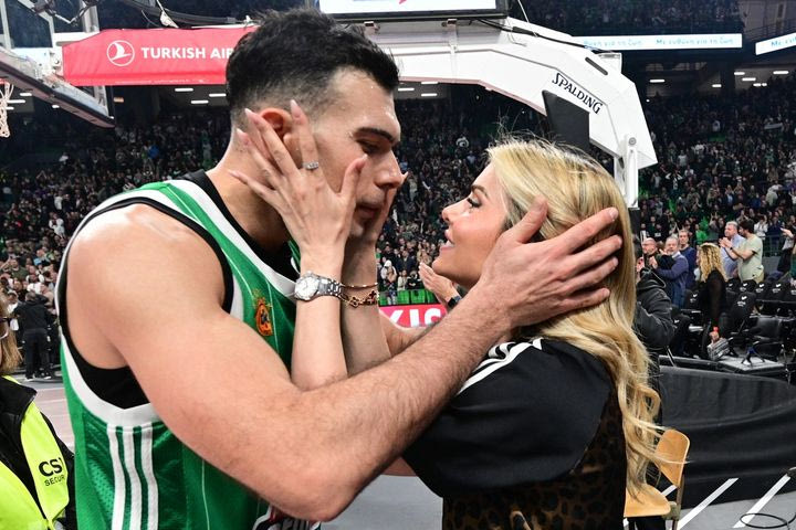 Ο Κώστας Σλούκας και η Μαρία Δαρσινού