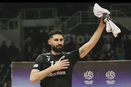 Το συγκινητικό μήνυμα του Γιάννη Τακουρίδη: "Ελπίζω μια μέρα να κάνει τον γιο μου περήφανο για τον μπαμπά του"