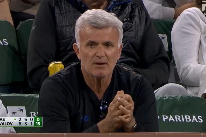 Ένταση μεταξύ Απόστολου Τσιτσιπά και διαιτητή: “Δεν ξέρεις τη δουλειά σου, αύριο θα σε αναφέρω”