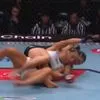UFC: Εντυπωσιακό νοκ-άουτ σε αγώνα γυναικών – Αριστερό κροσέ και μετά “πνίξιμο”