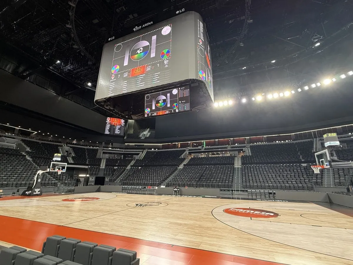 Η κεντρική σάλα της Roig Arena