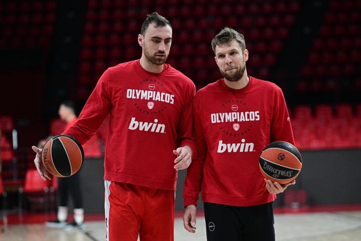 Κανονικά ο Μιλουτίνοβ με Παναθηναϊκό, παραμένει αμφίβολος ο Βεζένκοβ