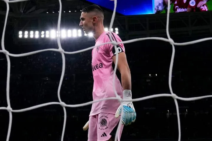 Κορδόν για Βλαχοδήμο: "Θέλουμε να τον έχουμε στην Σεβίλλη και τη νέα σεζόν, υπάρχουν μεγάλα ευρωπαϊκά κλαμπ που τον παρακολουθούν"