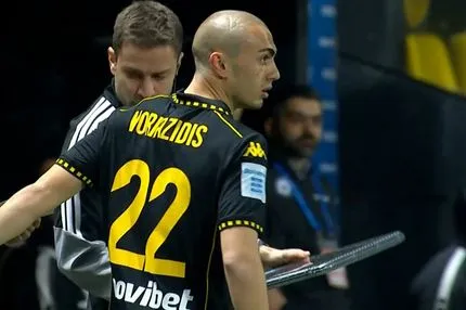 Καταχειροκροτήθηκε ο Βοριαζίδης, έπαιξε το πρώτο του παιχνίδι μετά το σοβαρό πρόβλημα υγείας