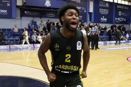 Γουόκερ: "Ο Παπαθεοδώρου είναι ο καλύτερος κόουτς στην Ευρώπη"