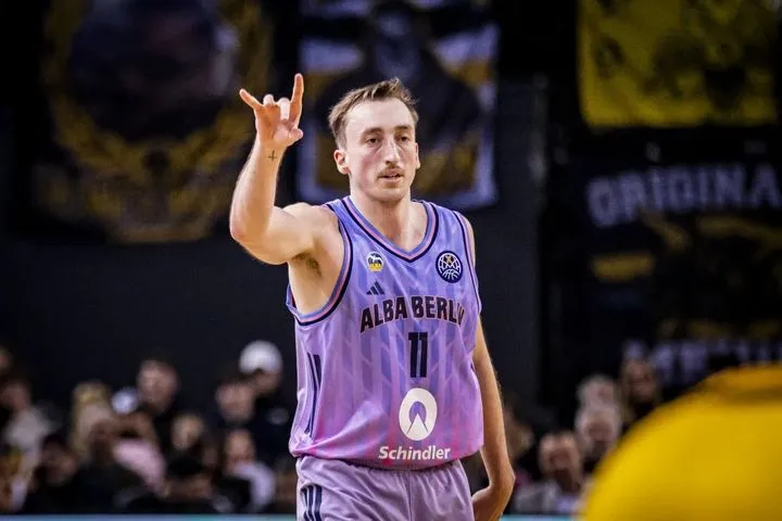 Βαριά ήττα της Άλμπα πριν τη μάχη πρωτιάς με την ΑΕΚ