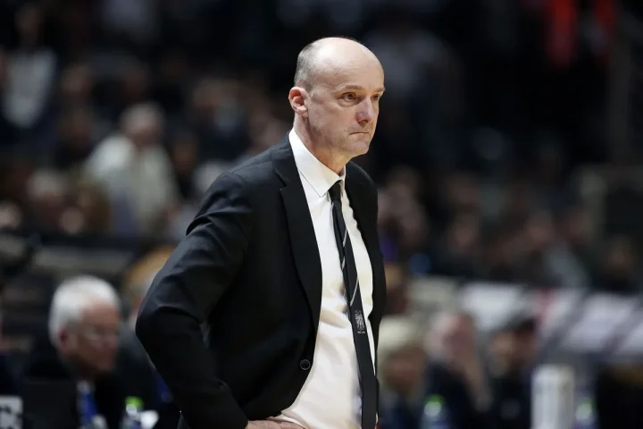 Επίσημα τέλος ο Ζντοβτς από τον ΠΑΟΚ