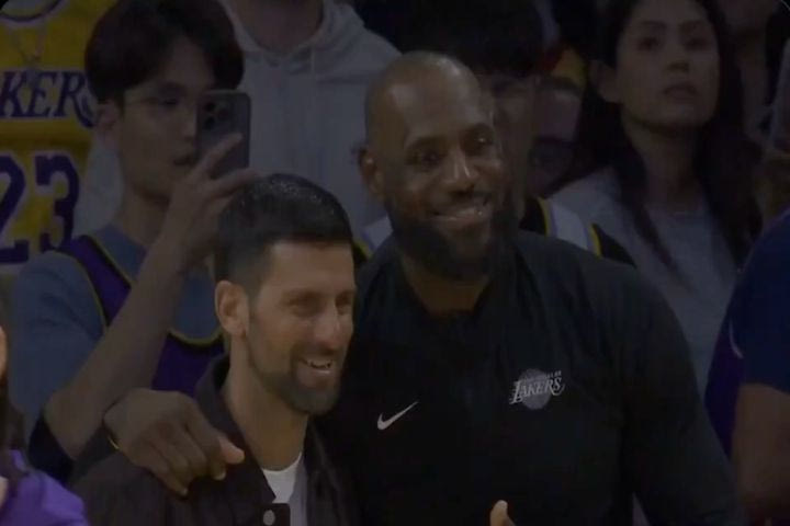 Συνάντηση κορυφής στο Λος Άντζελες: Ντόντσιτς και ΛεΜπρόν υποδέχθηκαν τον Τζόκοβιτς και φωτογραφήθηκαν