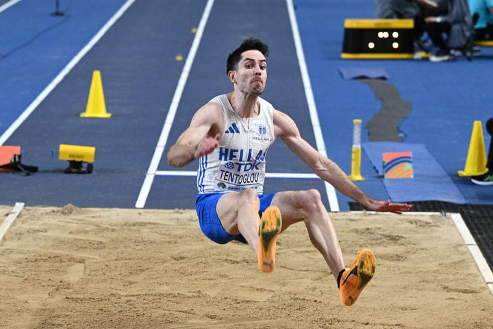 Γιατί ο Μίλτος Τεντόγλου δεν επέστρεψε στην Αθήνα με την υπόλοιπη ελληνική ομάδα