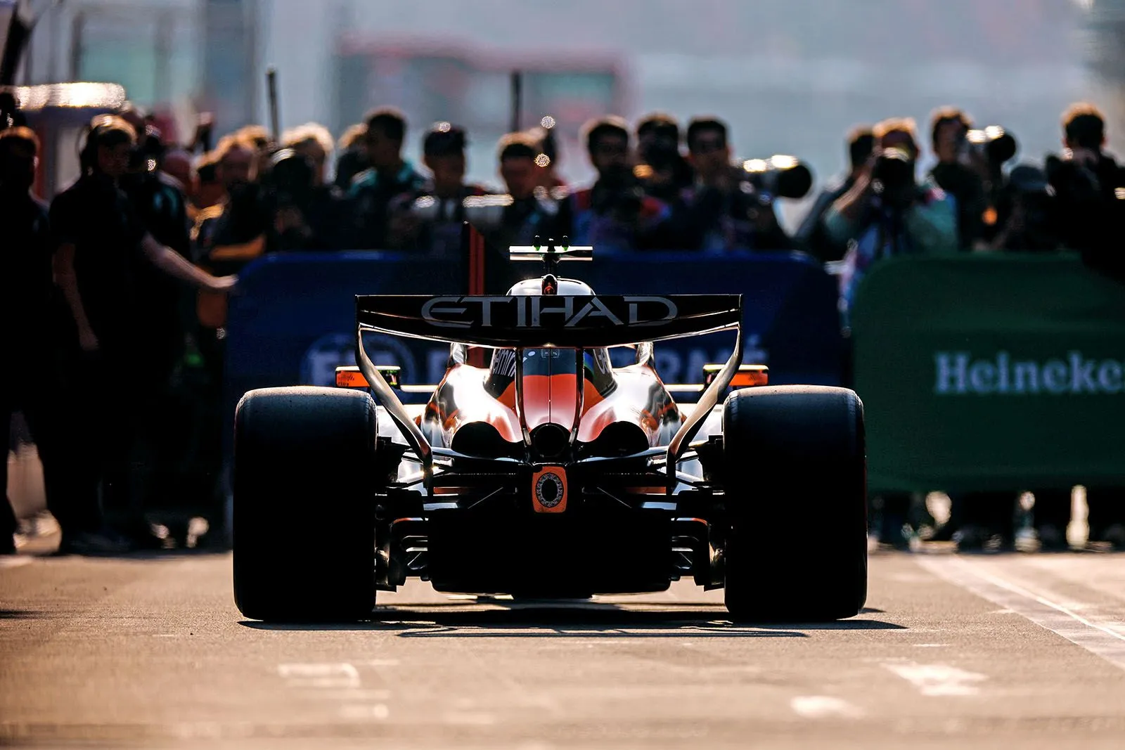 Η Formula 1 ανοίγει από τώρα τη συζήτηση της επιστροφής των κινητήρων V8 το 2031