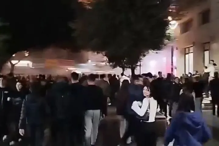 Χαμός στο Ηράκλειο, ο κόσμος του ΟΦΗ πλημμύρισε τους δρόμους για να πανηγυρίσει το Κύπελλο Ελλάδας Betsson