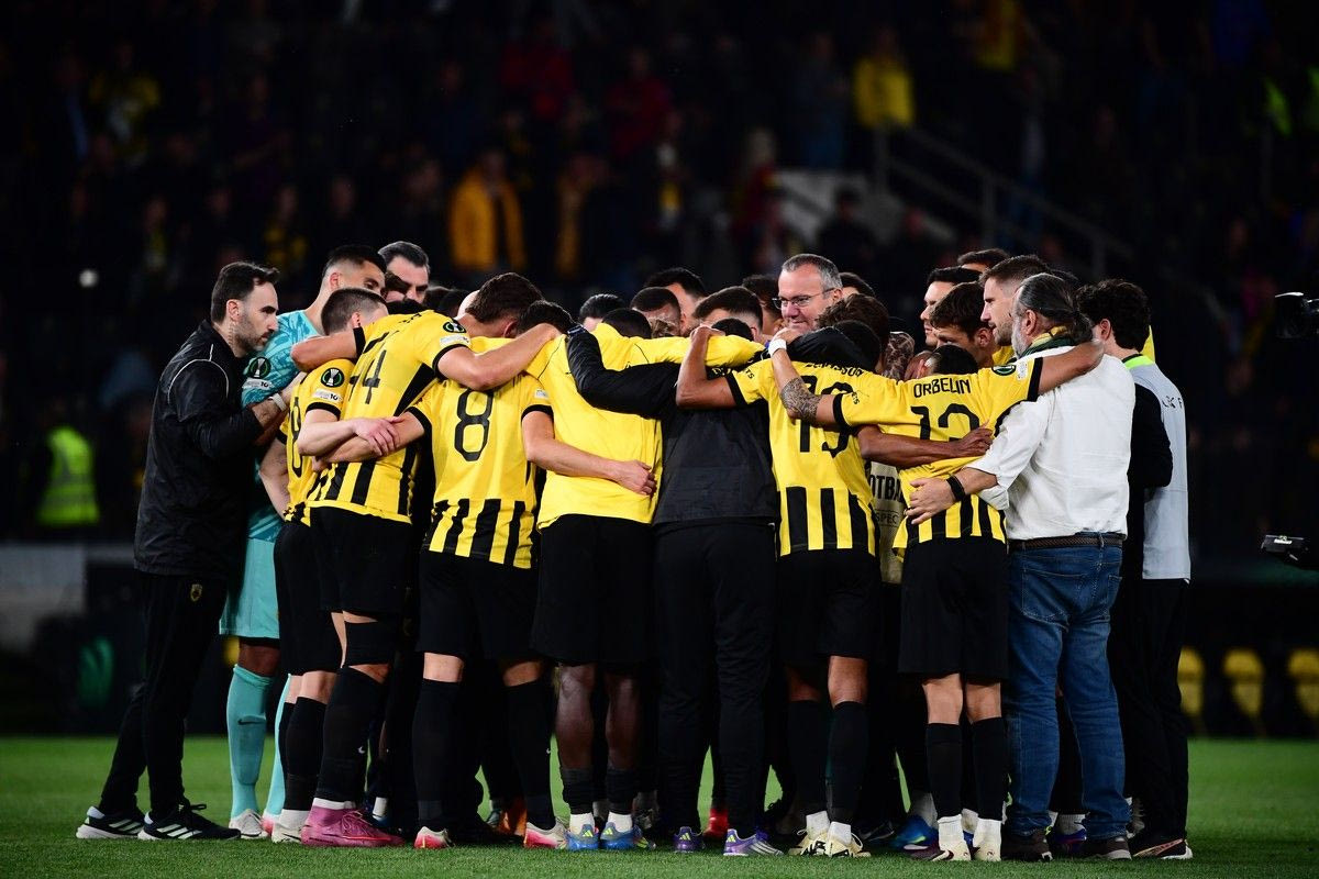 ΑΕΚ: Η ομιλία του Νίκολιτς μετά τον αγώνα, ο πανζουρλισμός στα τρία γκολ και οι αντιδράσεις του πάγκου και της εξέδρας στο ματς με τη Ράγιο