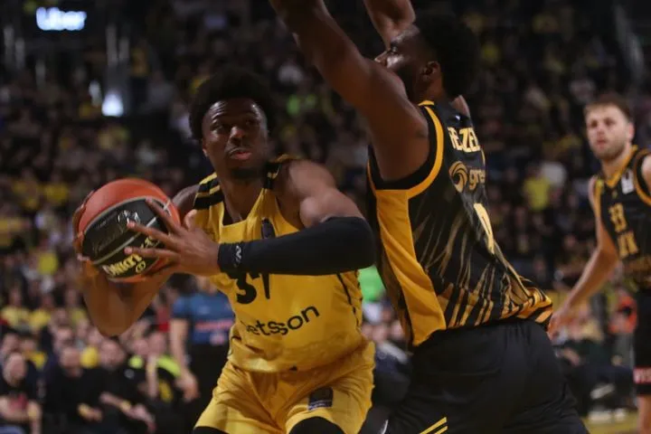 Άρης Betsson: Ο Κώστας Αντετοκούνμπο εκτός στο δεύτερο ημίχρονο λόγω προβλήματος στη γάμπα