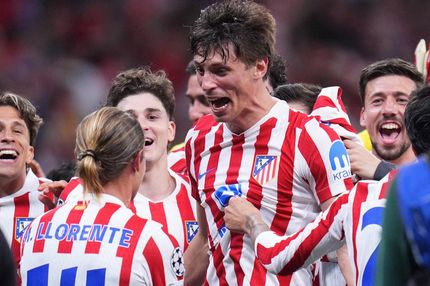 Τριάδα σε αδιανόητη απόδοση από το ΑΙ