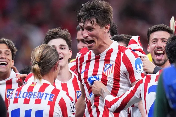 Ατλέτικο – Μπαρτσελόνα 1-2: Ροχιμπλάνκος από ατσάλι πέταξαν στα ημιτελικά του Champions League