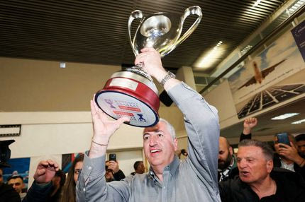 Μπούσης: "Τα λόγια δεν μπορούν να περιγράψουν τα συναισθήματα, περήφανος που με αποκαλείτε πρόεδρό σας"