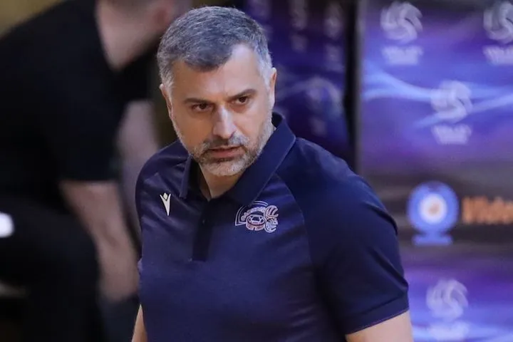 Φλοίσβος: Τέλος ο Κώστας Χριστοφιδέλης