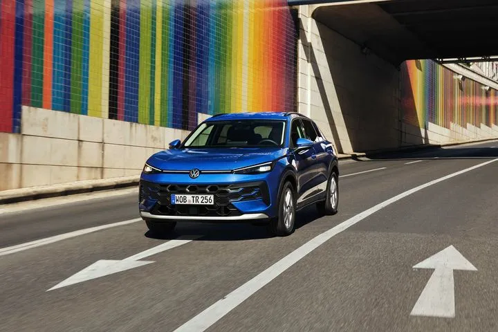 Με το νέο T-Roc η Volkswagen προσφέρει την απόλυτη πρόταση στα compact SUV