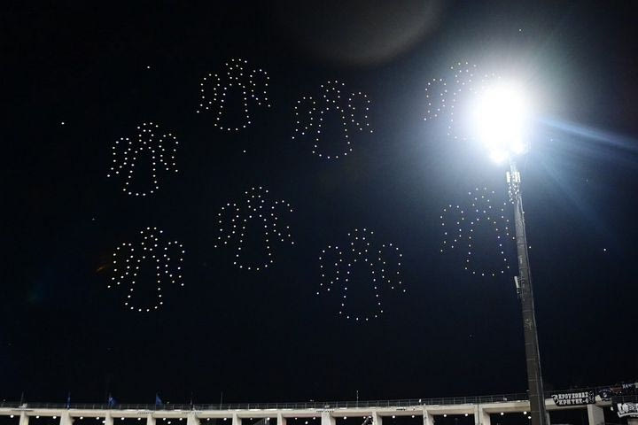 ΠΑΟΚ – ΟΦΗ: Drone show στο ημίχρονο του τελικού με αγγελάκια για τους αδικοχαμένους οπαδούς του Δικεφάλου, την Κρήτη και τον Λευκό Πύργο
