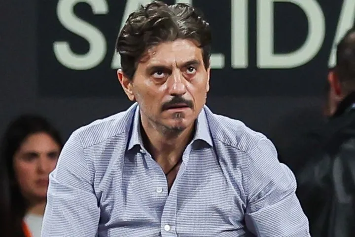 ΚΑΕ Παναθηναϊκός AKTOR κατά Λιόλιου: “Ή να ΠΑΡΑΙΤΗΘΕΙ ή να ΑΠΟΠΕΜΦΘΕΙ από τη θέση του προέδρου της ΕΟΚ”