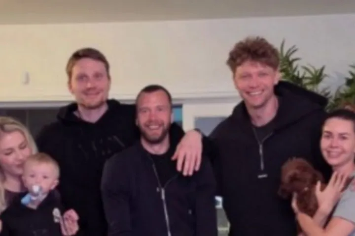 Παναθηναϊκός AKTOR, ΑΕΚ: Γκριγκόνις, Λεκαβίτσιους και Κουζμίνσκας έκαναν μαζί Ανάσταση