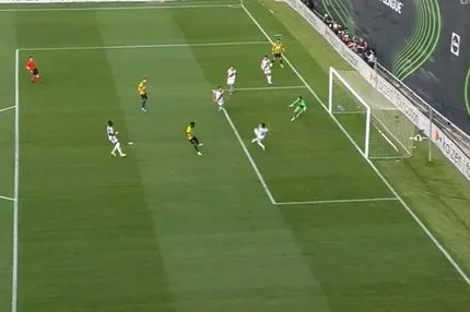 Η μεγάλη ευκαιρία του Κοϊτά με το πλασέ από το ύψος της μικρής περιοχής