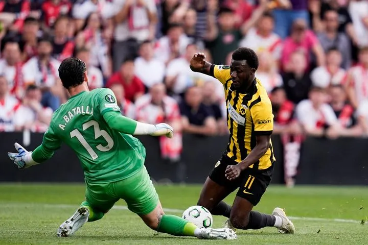 Ράγιο Βαγιεκάνο: Χωρίς Μπατάγια η ενδεκάδα κόντρα στη Μαγιόρκα, επτά αλλαγές από τον Ινίγκο Πέρεθ