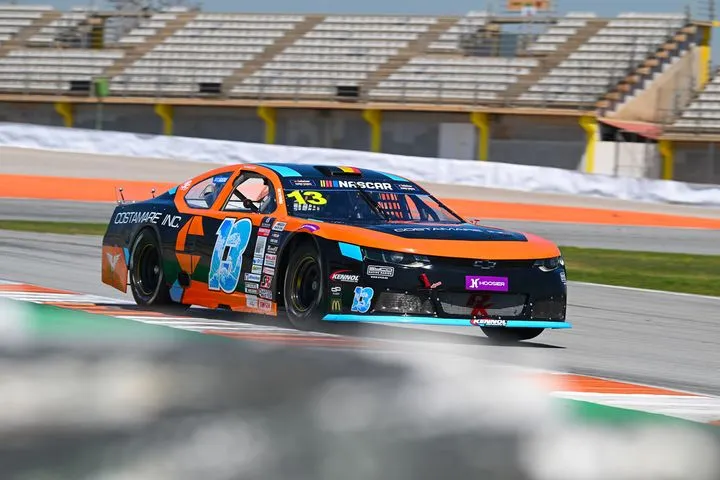 Πρεμιέρα για το NASCAR Euro Series 2026: “Άγγιξε” το βάθρο στη Βαλένθια ο Θωμάς Κρασώνης