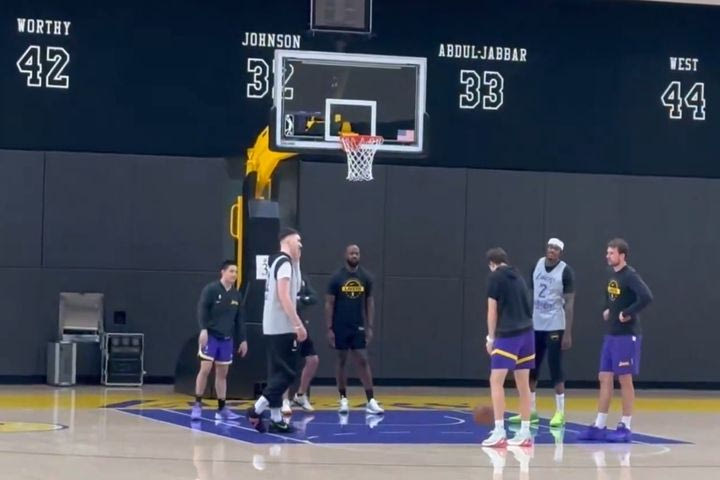 NBA: Επιστροφή Ντόντσιτς στο Λος Άντζελες και προπονήσεις με τους Λέικερς ενόψει Ρόκετς