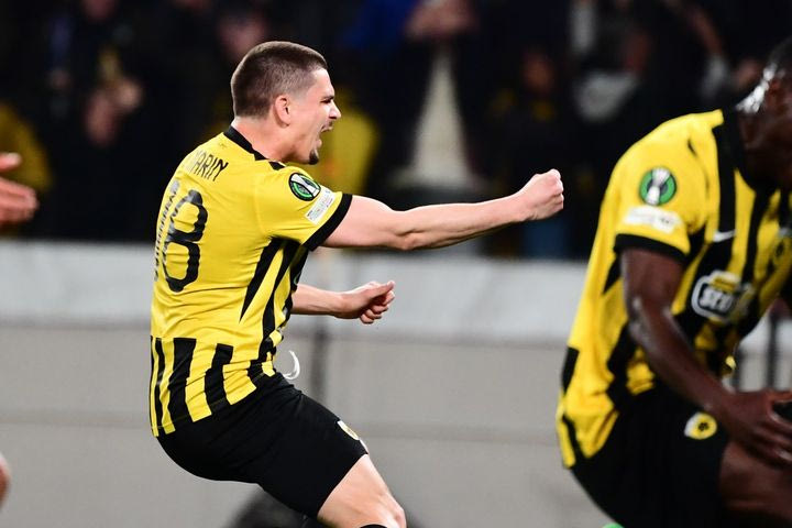 ΑΕΚ – Ράγιο: Ο Μαρίν ευστόχησε στο πέναλτι που κέρδισε ο Κοϊτά και έβαλε φωτιά στην Allwyn Arena