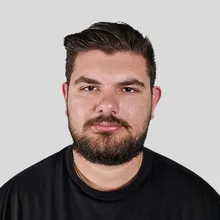 Άρης Νικολακόπουλος: Αρθρογραφεί στο sport24