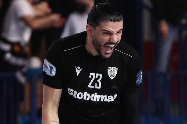 ΠΑΟΚ – ΑΕΚ 33-30: Οι ασπρόμαυροι πάτησαν γκάζι στο δεύτερο μέρος και έστειλαν την πρόκριση στους τελικούς σε τρίτο παιχνίδι