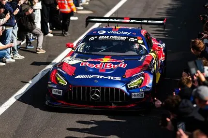 O Φερστάπεν 9ος στην εκκίνηση των προκριματικών των 24h του Νίρμπουργκρινγκ, μετά από ποινή