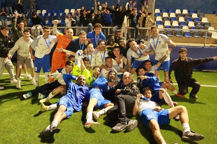 Νταμπλούχος ο Πανναξιακός των Μανωλά και Σιόβα, μετά το πρωτάθλημα κατέκτησε και το Κύπελλο Κυκλάδων