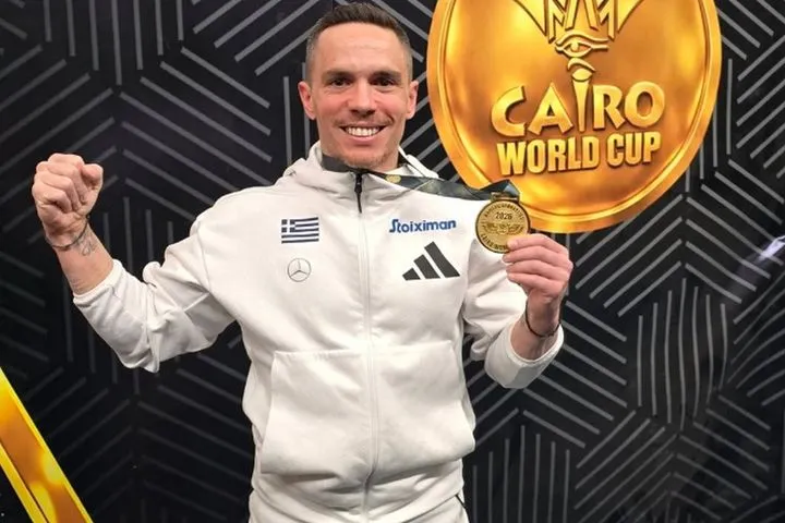 Η πρώτη αντίδραση του Λευτέρη Πετρούνια μετά το χρυσό στο Κάιρο: “Τα καταφέραμε χωρίς μέση”