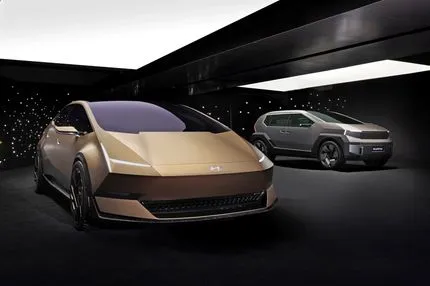 Με δύο νέα πρωτότυπα η Hyundai ξεκινά την Ioniq ως ξεχωριστή μάρκα στην Κίνα