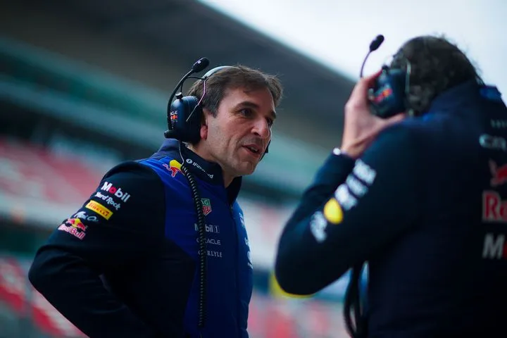 “Καταρρέει” η Red Bull: Νέες αποχωρήσεις, υπό πίεση ο τεχνικός διευθυντής Πιέρ Βασέ