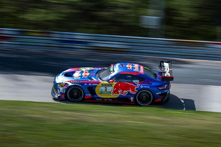 Σόου Φερστάπεν στο δεύτερο αγώνα του Νίρμπουργκρινγκ, μια ανεξήγητη ατυχία του στέρησε τη νίκη