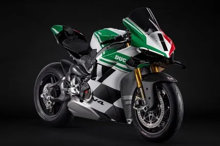 100 χρόνια Ducati: Πρεμιέρα για τη Superleggera V4 Centenario Tricolore των μόλις 100 αντιτύπων