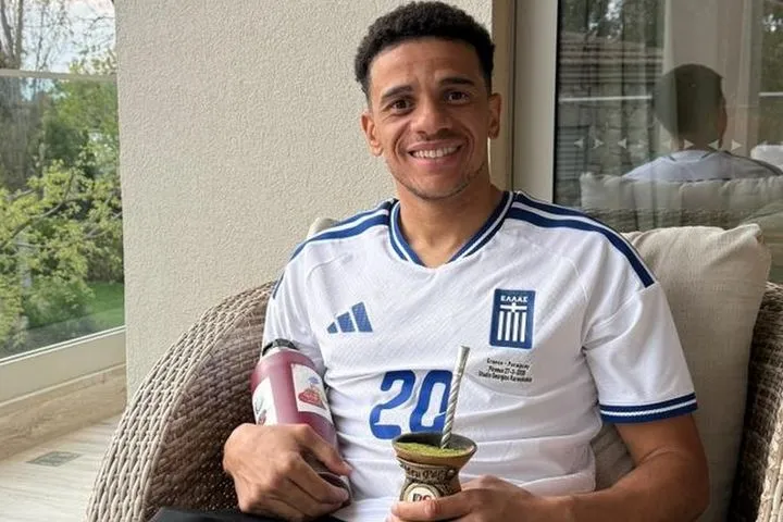 ΠΑΟΚ: Ο Τάισον με φανέλα Ζαφείρη και Κωνσταντίνο Αργυρό ευχήθηκε καλό Πάσχα