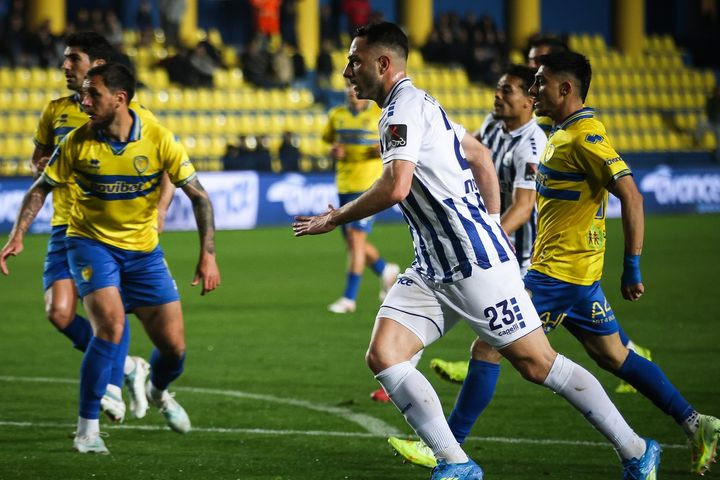 Ατρόμητος: Ντεμπούτο για τον Τσιλούλη με τους Περιστεριώτες, πρώτο ματς του Έλληνα επιθετικού μετά από επτά μήνες